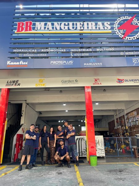 Equipe de vendas da BR Mangueiras: sempre pronta para atender você!